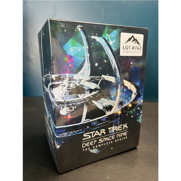 Lot of 1 Star Trek - Deep Space Nine: The Complete Series DVD Set