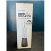 Image 1 : Lot of 1 Portable Cordless Oral Irrigator/Water Flosser