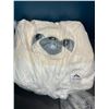 Image 2 : Lot of 1 Wearable Hoodie Blanket - Sloth Design