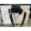 Image 1 : Lot of 1 Large Handbag/Tote - White