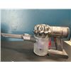 Image 1 : Lot of 1 Dyson Handheld Vacuum - *Used