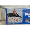 Image 2 : Wayne Gretzky Rod Hockey Game with Box