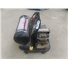 Image 2 : Hot Rod 3 HP 5 Gal Air Compressor