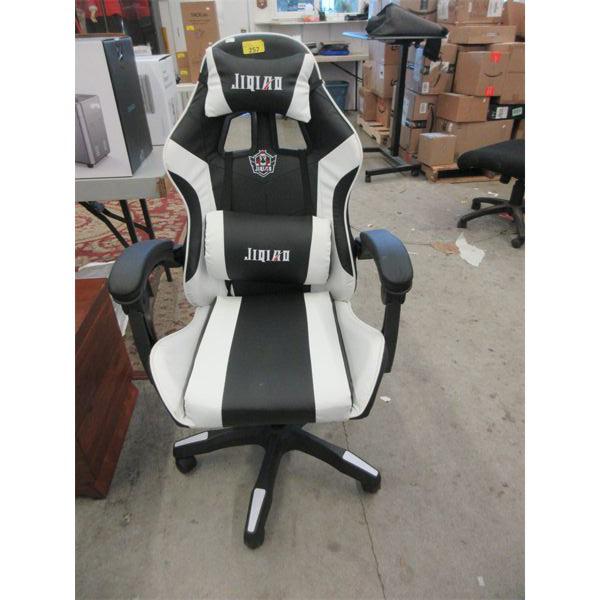 New Jaguar Adjustable Gaming Chair - Black & White