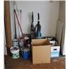 Image 1 : LARGE LOT OF PAINT, TILE, FLUORESCENT BULBS, 2