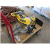 Image 2 : Dewalt DW706 Compound Miter Saw