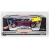 Image 1 : PLYMOUTH PROWLER 1:18 DIECAST IN BOX