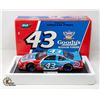 Image 1 : STP 43 NASCAR 1:18 DIECAST IN BOX