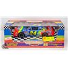 Image 1 : JEFF GORDON DUPONT 1:18 DIECAST IN BOX