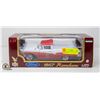 Image 1 : 1957 FORD RANCHERO 1:18 DIECAST IN BOX