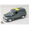 Image 1 : 1950 CHEVY SUBURBAN 1:18 DIECAST CAR