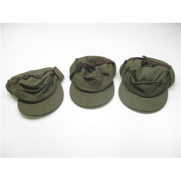 WWII CANADIAN MILITARY CAP LOT