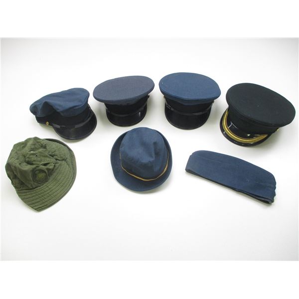 CANADIAN ARMY AND RCAF CAP LOT