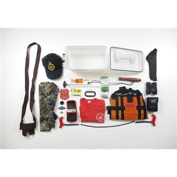 ASSORTED OUTDOOR ACCESSORIES