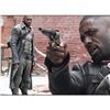 Image 6 : The Dark Tower (2017) Idris Elba "Gunslinger" Gun
