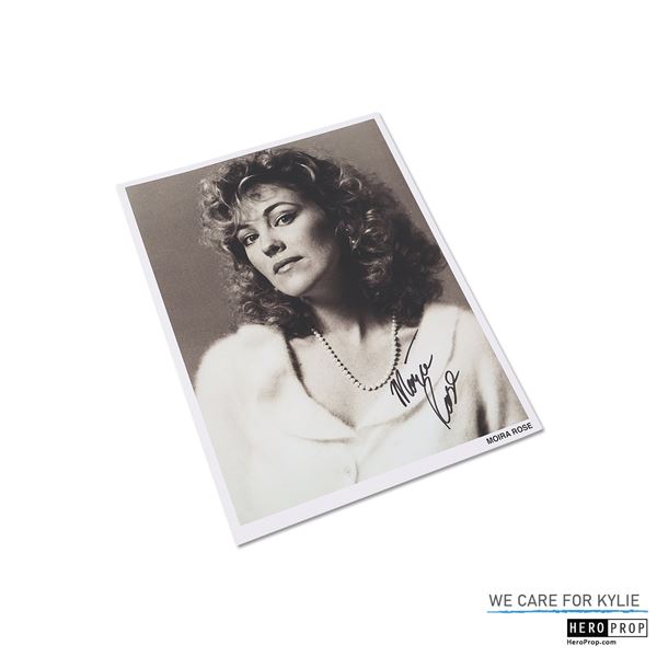 Schitt's Creek (2015) Moira Rose Autograph 8x10 Photograph