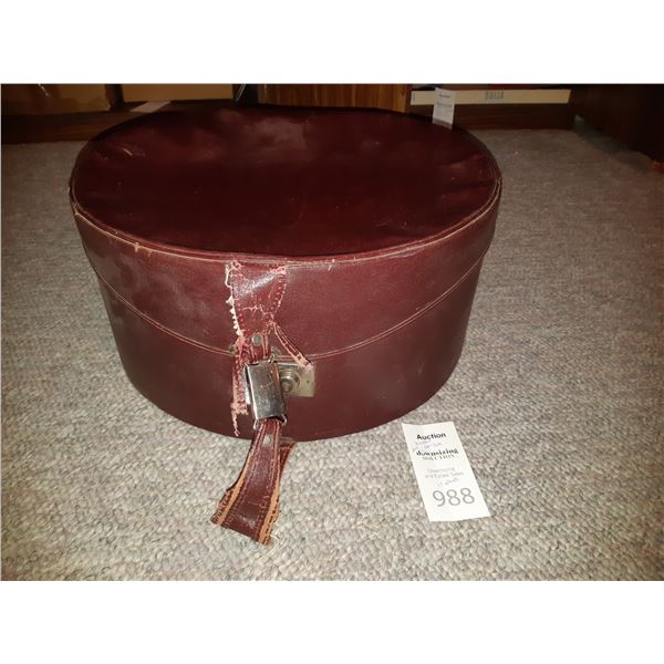 Vintage Hat Box Cat A