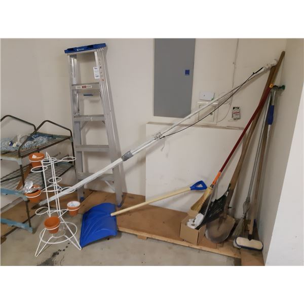 Ladder, Garden Tools A