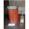 Image 2 : VINTAGE TIN & BOTTLE