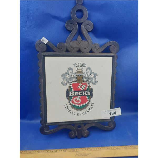 LARGE TRIVET