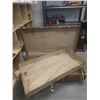 Image 2 : VINTAGE TRUNK