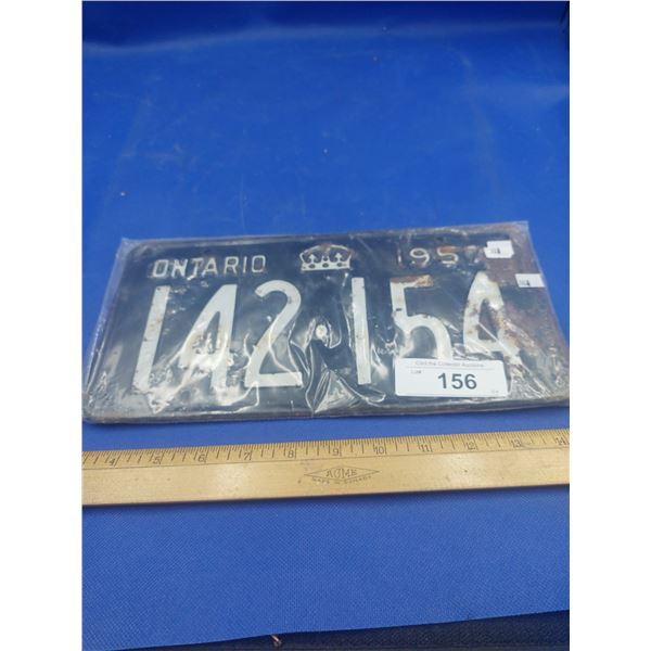 PAIR VINTAGE PLATES