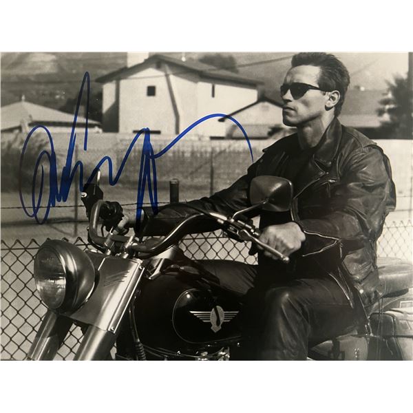 Terminator 2 Arnold Schwarzenegger signed photo