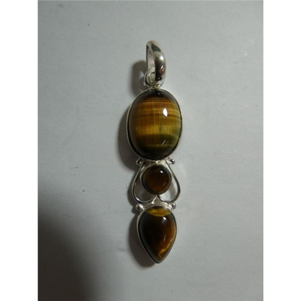 Tigers eyes 3 cabachon stone pendant.