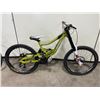 Image 1 : ROCKY MOUNTAIN FLATLINE THREE GREEN 9 SPEED FULL SUSPENSION MOUNTAIN BIKE WITH FULL DISC BRAKES