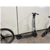 Image 2 : 3 BIKES: SUPERCYCLE SCRAMBLER 21 SPEED FRONT SUSPENSION MOUNTAIN BIKE ( PARTS ONLY ), ARASHI GREY
