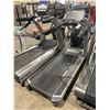 Image 2 : CYBEX COMMERCIAL 120V ELECTRIC TREADMILL WITH DIGITAL DISPLAY ( MISSING EMERGENCY KEY HAS POWER