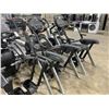 Image 2 : CYBEX 626A COMMERCIAL ARC TRAINER WITH DIGITAL DISPLAY
