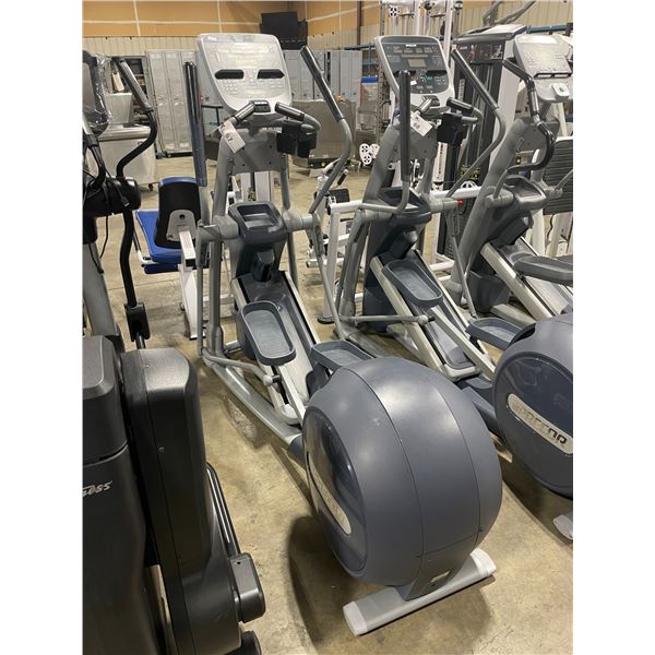 PRECOR EFX COMMERCIAL ELLIPTICAL CROSSTRAINER WITH DIGITAL DISPLAY