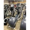 Image 2 : PRECOR EFX COMMERCIAL ELLIPTICAL CROSSTRAINER WITH DIGITAL DISPLAY