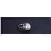 Image 2 : Platinum & South Sea Pear Ring