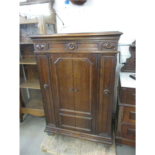 Mahogany Crank Phonograph In Cabinet- Records- Carved- 46.5"H X 31.5"W X 22"D