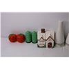 Image 2 : Lot of Assorted Vintage Salt and Pepper Shakers