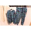 Image 2 : Lot of Mens Clothing - Robe, Track Suit, Shirt, Size XL