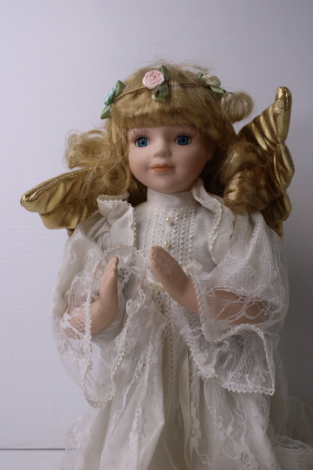 Angel Dol Porcelain Praying Angel Doll - Bodnarus Auctioneering