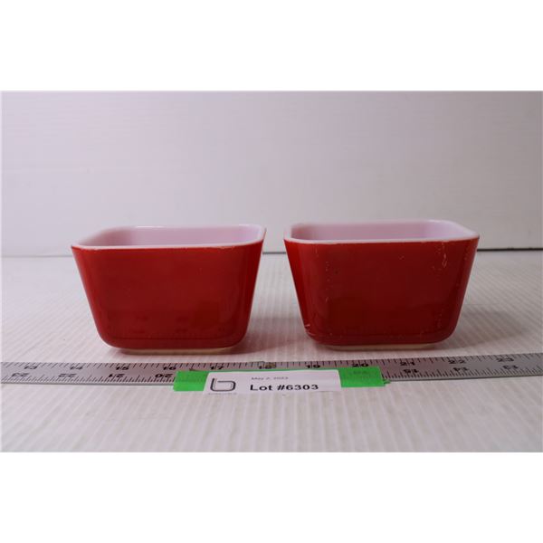 (2) Vintage Red Pyrex Dishes without Lids