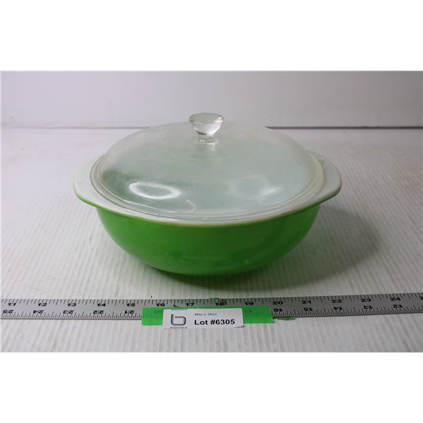 Green Pyrex Casserole Dish with Lid