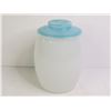 Image 5 : Vintage Bartlett Colins Baby Blue Dutch Cookie Jar