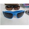 Image 5 : (5) Pair of Sunglasses - (3) Cases