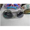 Image 6 : (5) Pair of Sunglasses - (3) Cases