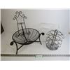 Image 1 : Picture Stand - Wire Fruit Basket - Coffee Pack Holder - Wire Rack