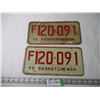 Image 1 : Pair of 1975 Saskatchewan License Plates