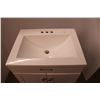 Image 3 : *Bathroom Storage Vanity - 19" x 24" x 33 1/2"