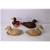 Image 3 : (4) Decorative Ducks