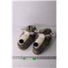 Image 1 : Pair of Cartoon Dog Slippers