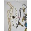 Image 3 : Costume Jewelry